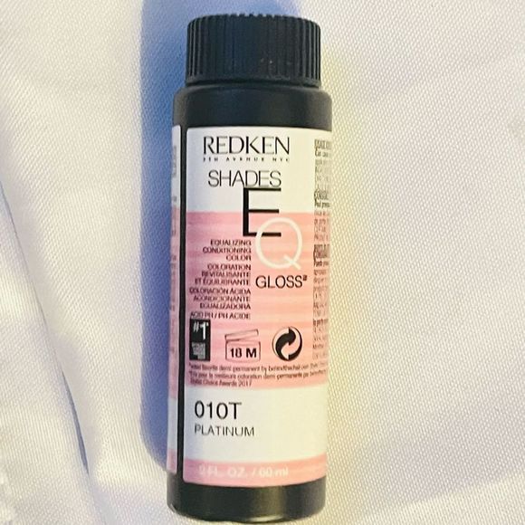 Redken Shades EQ Gloss Toner in 10T - Picture 1 of 4